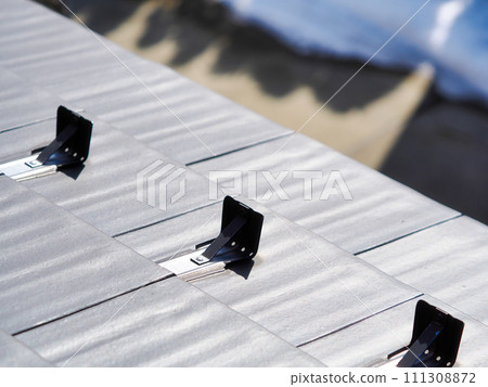 Roof snow stop 111308872