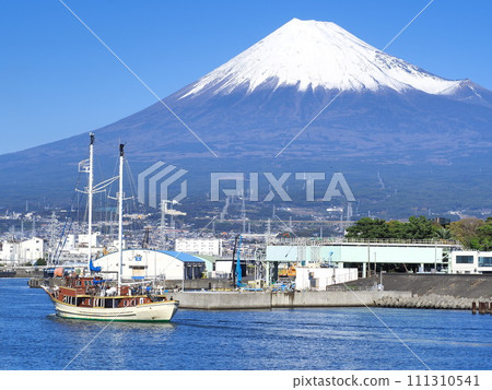 Shizuoka Prefecture Ocean Princess and Fuji November Shizuoka Prefecture Ocean Princess and Fuji November 111310541