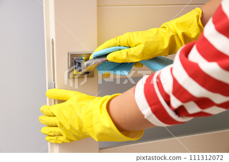 Cleaning, concept of cleaning, cleaning at home Cleaning, concept of cleaning, cleaning at home 111312072