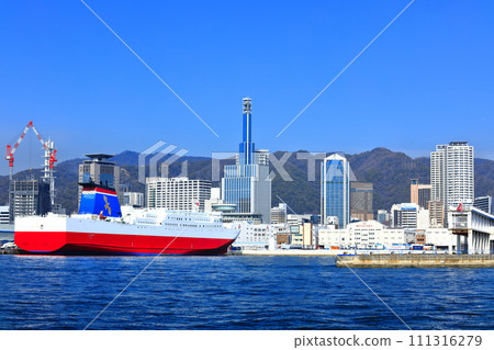 [兵庫縣] 陽光明媚的神戶港和三宮 111316279