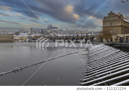 Charles bridge, Prague, Central Bohemia, Czech Republic 111321254