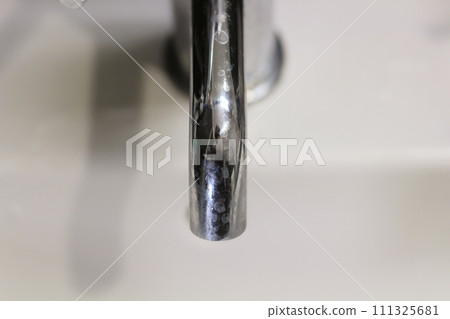 水龍頭有水漬 111325681