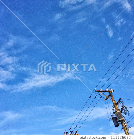 Blue sky 111326683