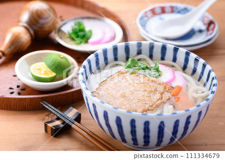 麵條用油炸豆腐 111334679