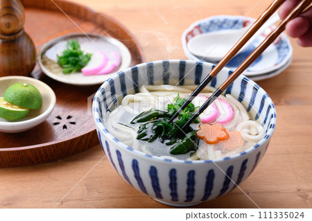 裙帶菜麵條 111335024