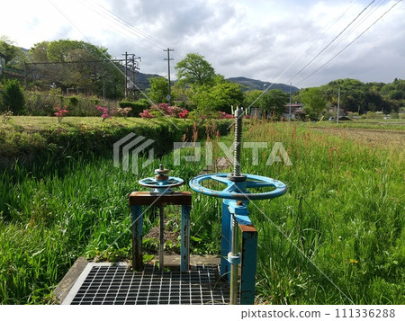 sluice valve 111336288