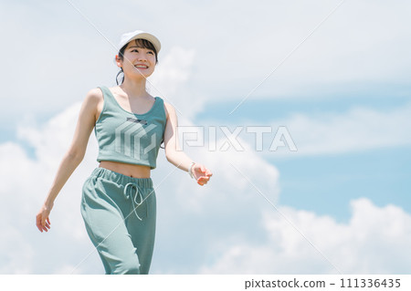 有氧運動,跑步,慢跑女性(飲食,新陳代謝) 有氧運動,跑步,慢跑女性(飲食,新陳代謝) 111336435