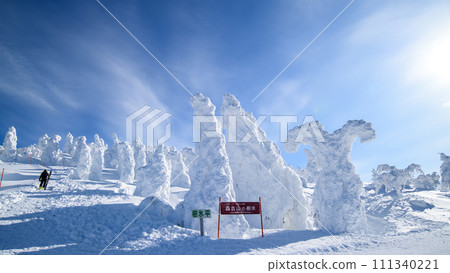 冬天的森吉山，秋田縣樹冰平的壯麗景色 111340221