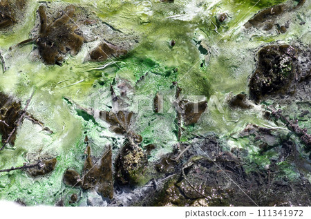 I looked into the source of sulfur. A picture of hell that bubbles up from the depths of the earth. 111341972