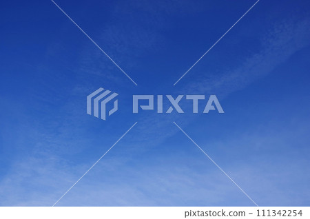 Sky, blue sky, thin clouds Sky, blue sky, thin clouds 111342254