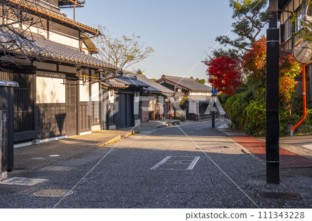 京都佐賀鳥居本秋天的傳統城鎮景觀 111343228