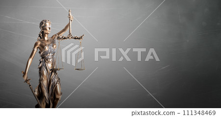 Themis statue, symbol of law and justice Themis statue, symbol of law and justice 111348469