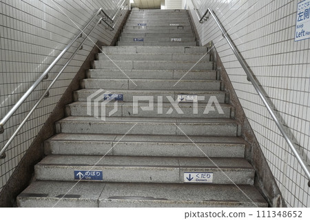 subway station stairs 111348652