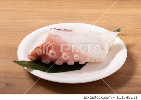 Hokkai water octopus (for sashimi) 111349111