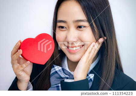 有心臟的學校女孩 111354223
