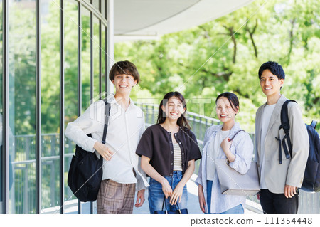 大學生 國際學生 校園生活 111354448