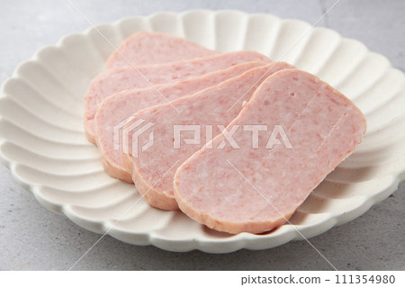 Luncheon meat 111354980