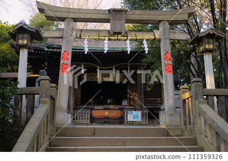 Suwa Shrine Worship Hall Nishinippori, Arakawa-ku, Tokyo Suwa Shrine Worship Hall Nishinippori, Arakawa-ku, Tokyo 111359326