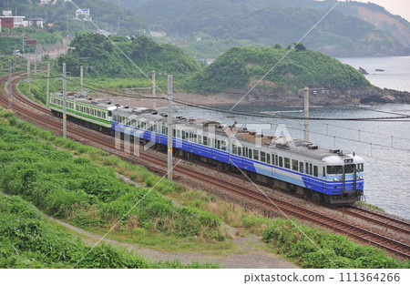 信越幹線 青海-鯨波 JR 東日本 115 系列 N7+S1 編組（新潟） 111364266