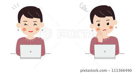 A woman who operates a computer 111366490