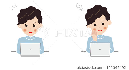 A woman who operates a computer 111366492