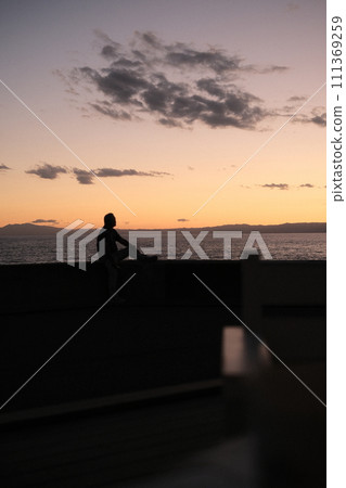 海岸黃昏 111369259