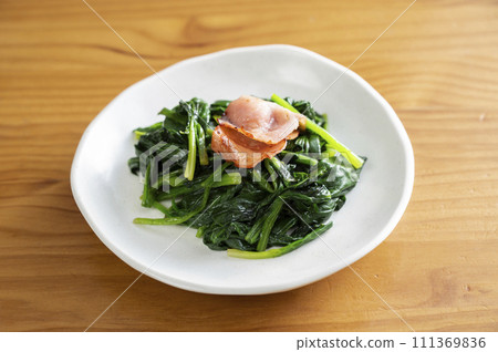 炒菠菜 111369836