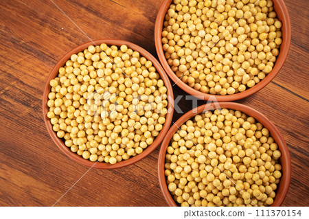 yellow beans in bowl yellow beans in bowl 111370154