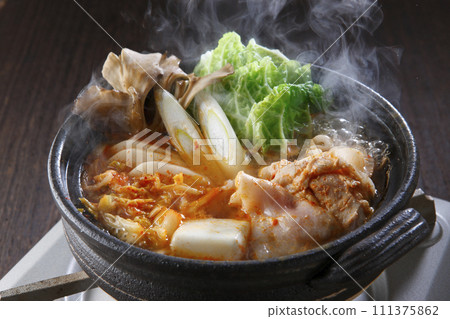 泡菜火鍋1人份 111375862