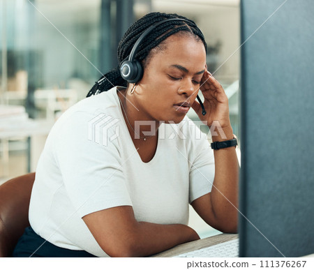 Stress, headache and black woman with call center computer in contact us, telemarketing and customer service office. Mental health, burnout or anxiety in crm consulting company with technology glitch 111376267