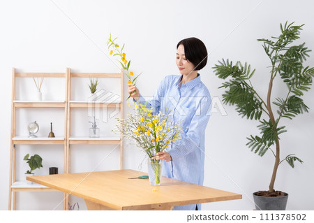 種花的女人 111378502