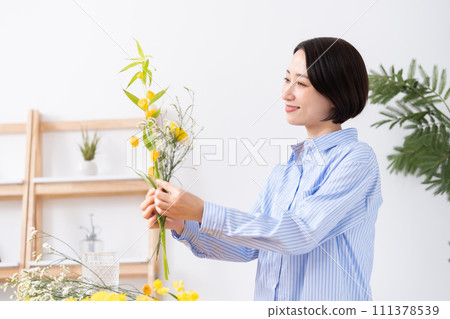 種花的女人 111378539