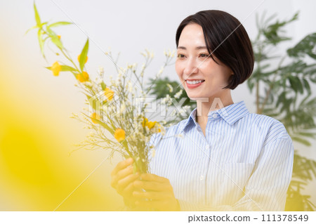 種花的女人 111378549