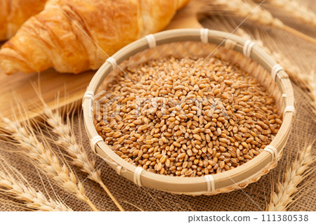 小麥和麵包 111380538