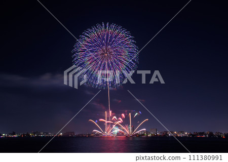 Fireworks of the famous port water art fireworks Fireworks of the famous port water art fireworks 111380991