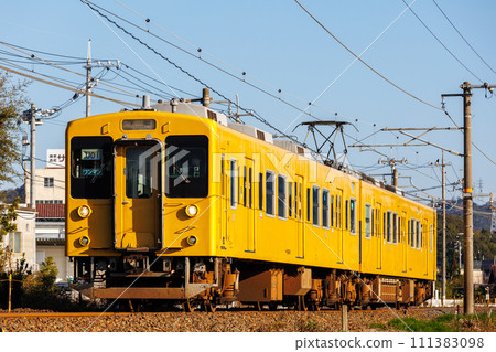 在山陽本線運行的JNR 105型系列直流列車 111383098