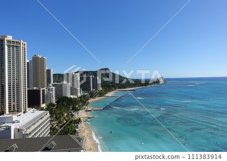 Beautiful ocean and scenery in Hawaii 111383914