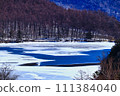 Frozen lake 111384040