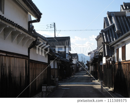 Cityscape of Tondabayashi Temple Uchimachi 111389375