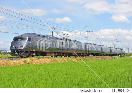 鹿兒島本線 瀨高～南瀨高 JR 九州 787 系列 BM-1 編隊（南福岡）燕 111390430