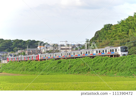 Kagoshima Main Line, Togo-Tofuku, JR Kyushu, 811 series, P9 train (Minami-Fukuoka) Kagoshima Main Line, Togo-Tofuku, JR Kyushu, 811 series, P9 train (Minami-Fukuoka) 111390472