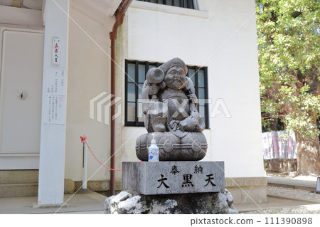 大黑天（愛知縣豐橋市豐川稻荷大黑天） 111390898