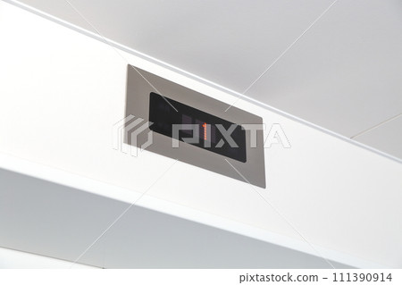 「一樓」電梯顯示幕 「一樓」電梯顯示幕 111390914