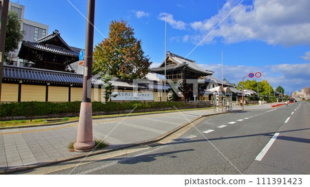 京都堀川通 111391423