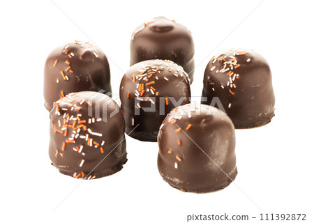 Chocolate coated marshmallows 111392872