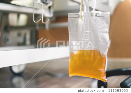 Urine bag, pee catheter bag hang under patient bed in hospital, Health and medical concept Urine bag, pee catheter bag hang under patient bed in hospital, Health and medical concept 111395963
