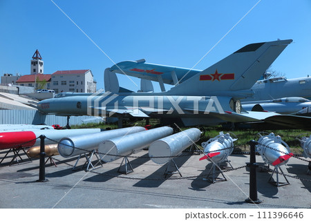 中國海軍博物館（青島）戶外展覽：各種魚雷 111396646