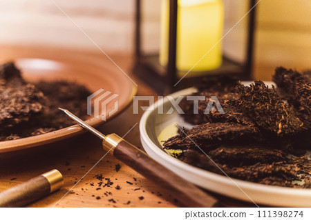Pu-erh tea ceremony: traditional preparation, tea knife, and brewing process Pu-erh tea ceremony: traditional preparation, tea knife, and brewing process 111398274