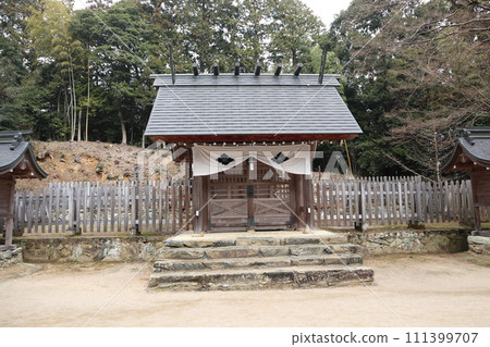 京都西部山口大神宮的靜謐景色 京都西部山口大神宮的靜謐景色 111399707