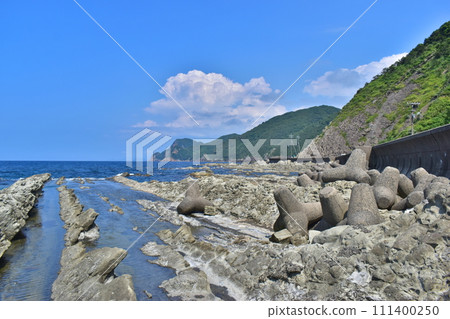 小伊津海岸的洗石 島根縣 小伊津海岸的洗石 小伊津海岸的洗石 島根縣 小伊津海岸的洗石 111400250